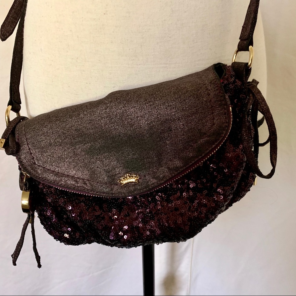 Juicy Couture Traveler flap crossbody purse
